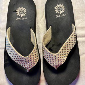 Yellow Box Flip Flops, Light Cream & Silver, Sz 8